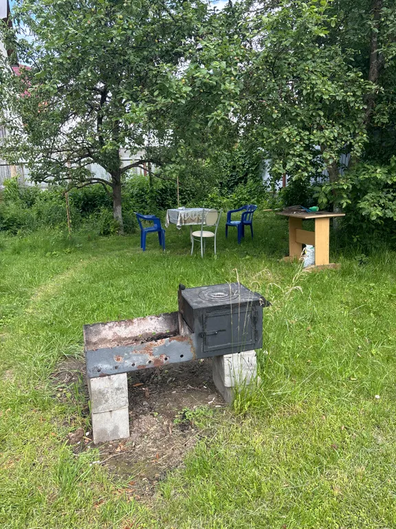 Часть дома рядом с озером