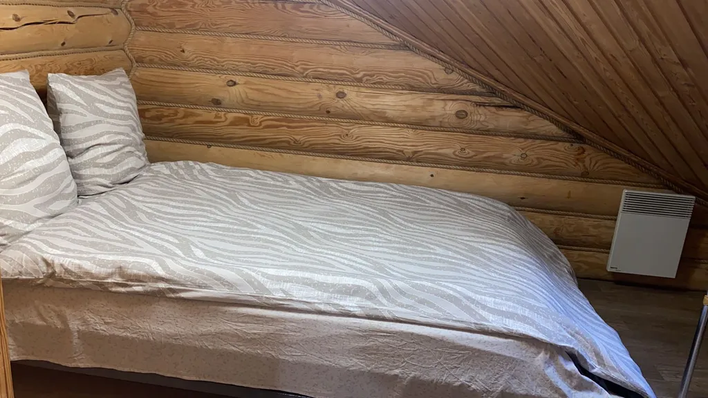 Коттедж Уютный дом на берегу реки — Новая Ладога