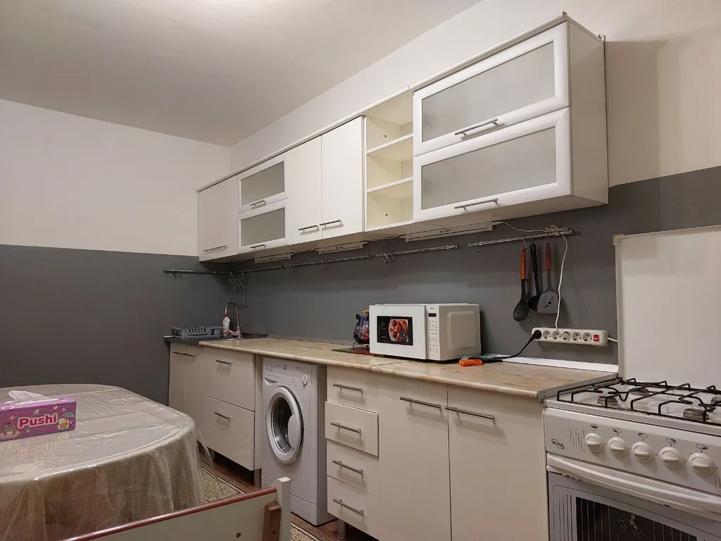 Просторная квартира в оживленном районе