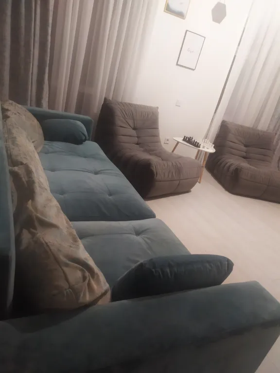 Видовая, огромная квартира в центре, рядом с Цумом.