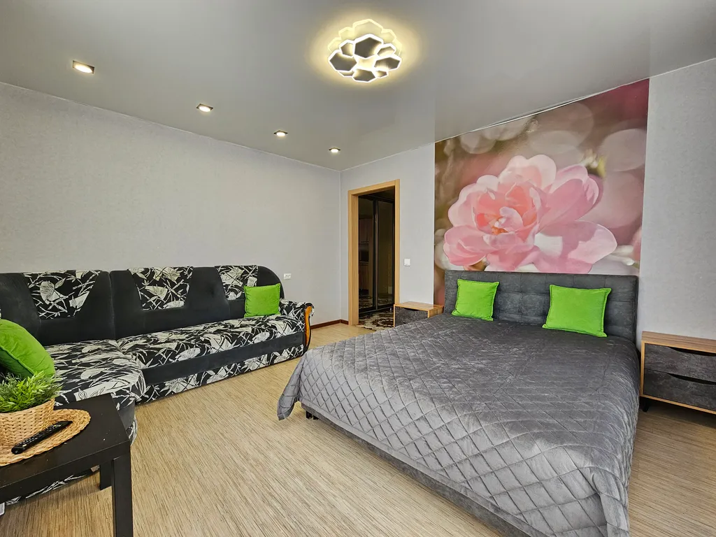 Уютная и светлая квартира в самом центре города — аренда посуточно в Чебоксары