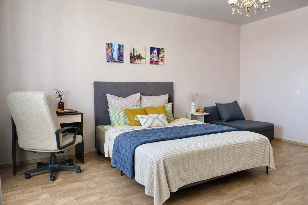 Студия с видом на город, рядом с городской эспланадой и ЖД вокзалом