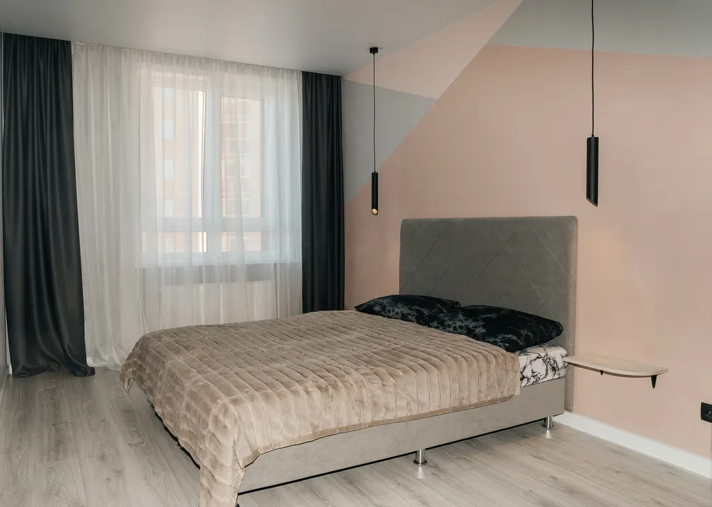 Евро трехкомнатная с джакузи у ЖД вокзала