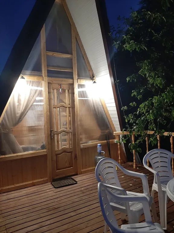 Дом у лесного пруда