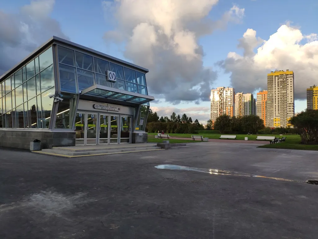 Уютный апартамент у метро проспект Славы