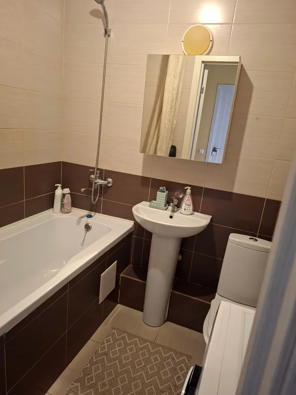 Большая однокомнатная квартира с размещением до 5 гостей