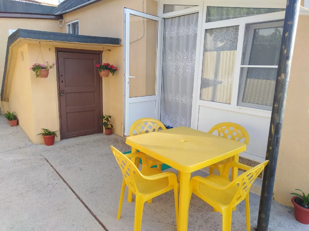 Коттедж Уютный домик недалеко от моря — аренда посуточно в Витязево