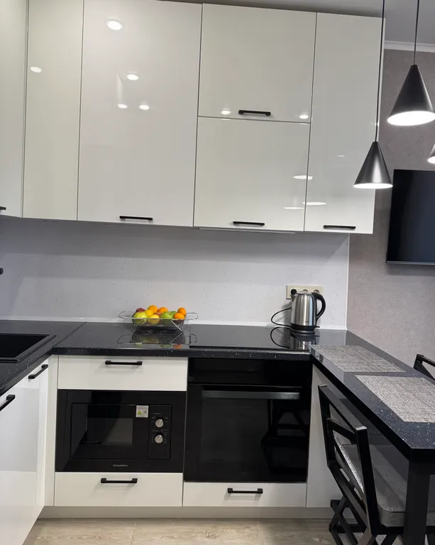 Квартира Светлая уютная квартира в деловом центре города с видом на море — Анапа