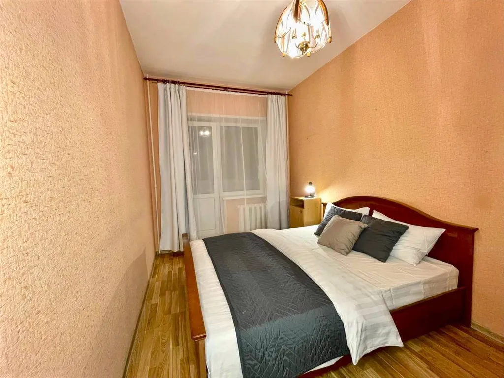 Трёхкомнатная квартира в центре — аренда посуточно в Архангельск