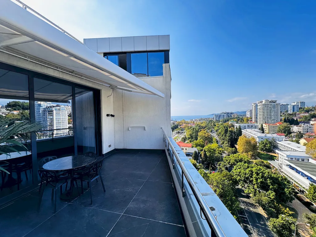 Люкс с террасой на 14 этаже!  До пляжа и набережной 5 минут! Центр