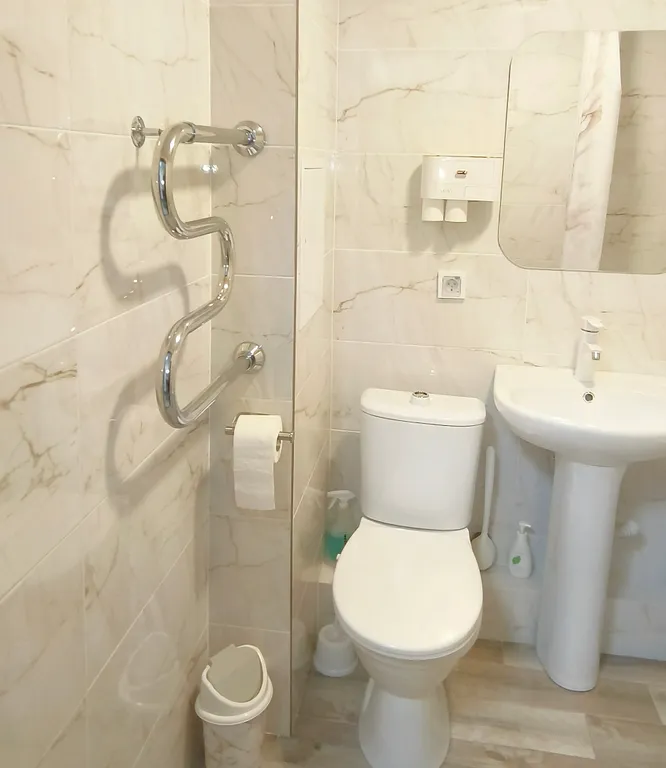 Уютная на Сурова 9