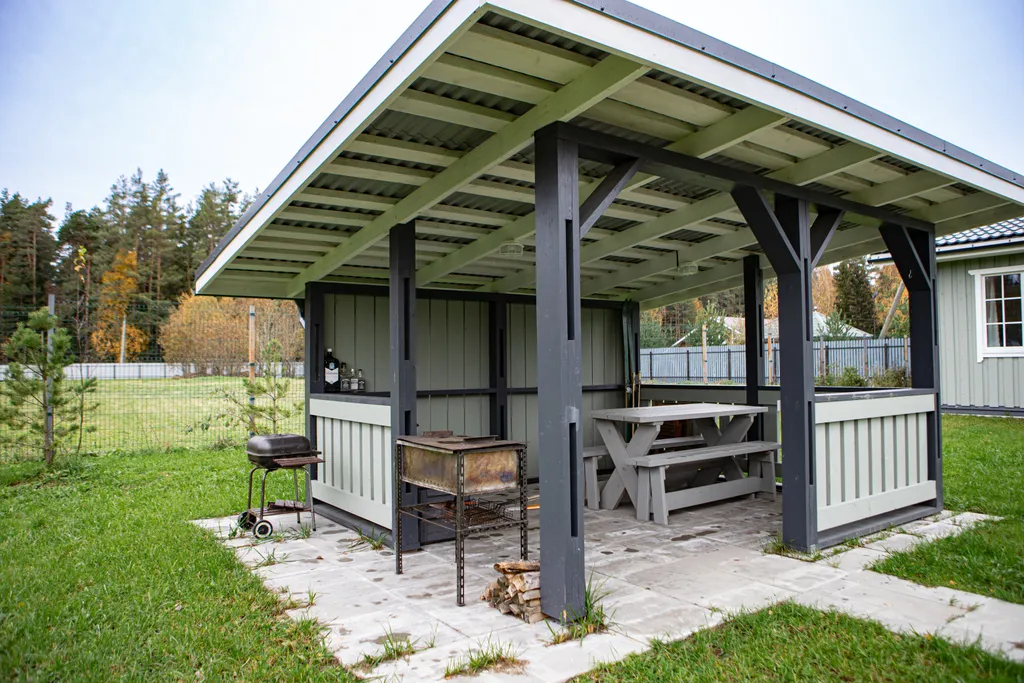 Загородный дом в тихом красивом месте