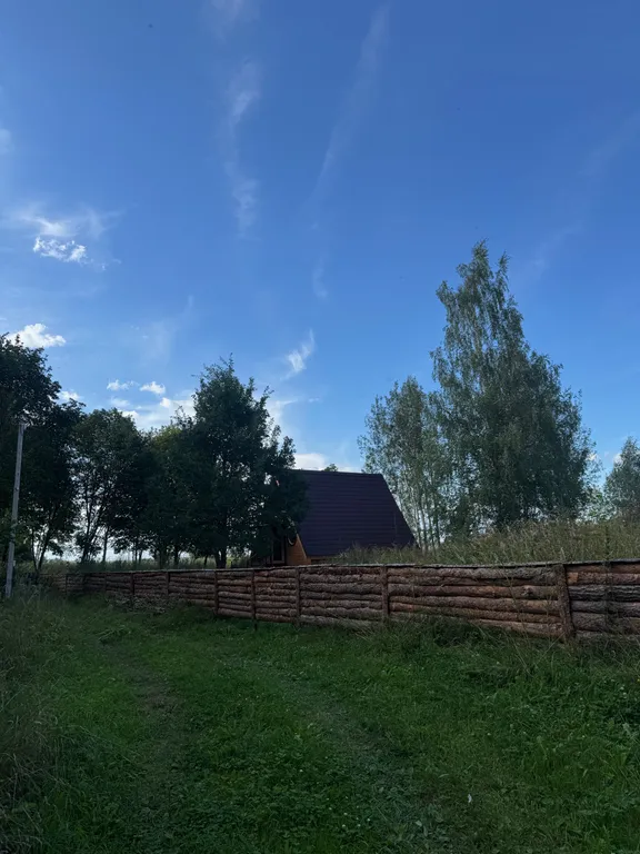 Домик с видом на лес