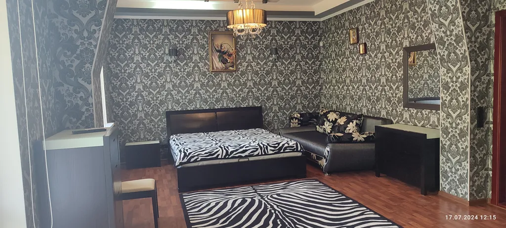 Коттедж Уютный дом с бильярдом, видомом на горы и лес — аренда посуточно в Виноградное (Ялта)