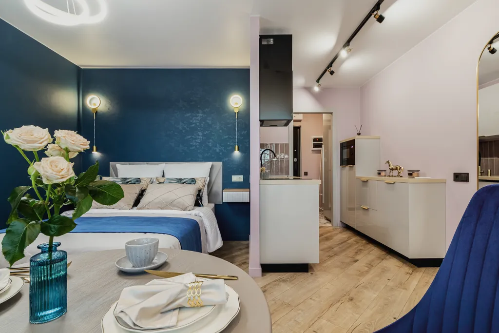 Студия с дизайнерским ремонтом и видом на город