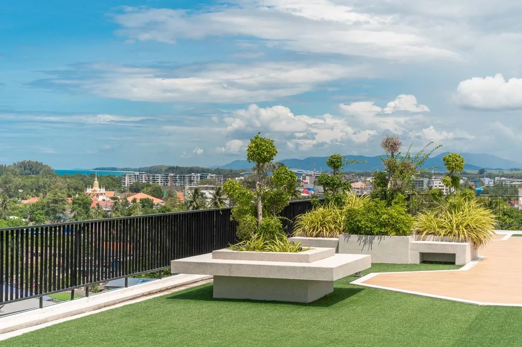 Great Hill NaiYang Tropic View