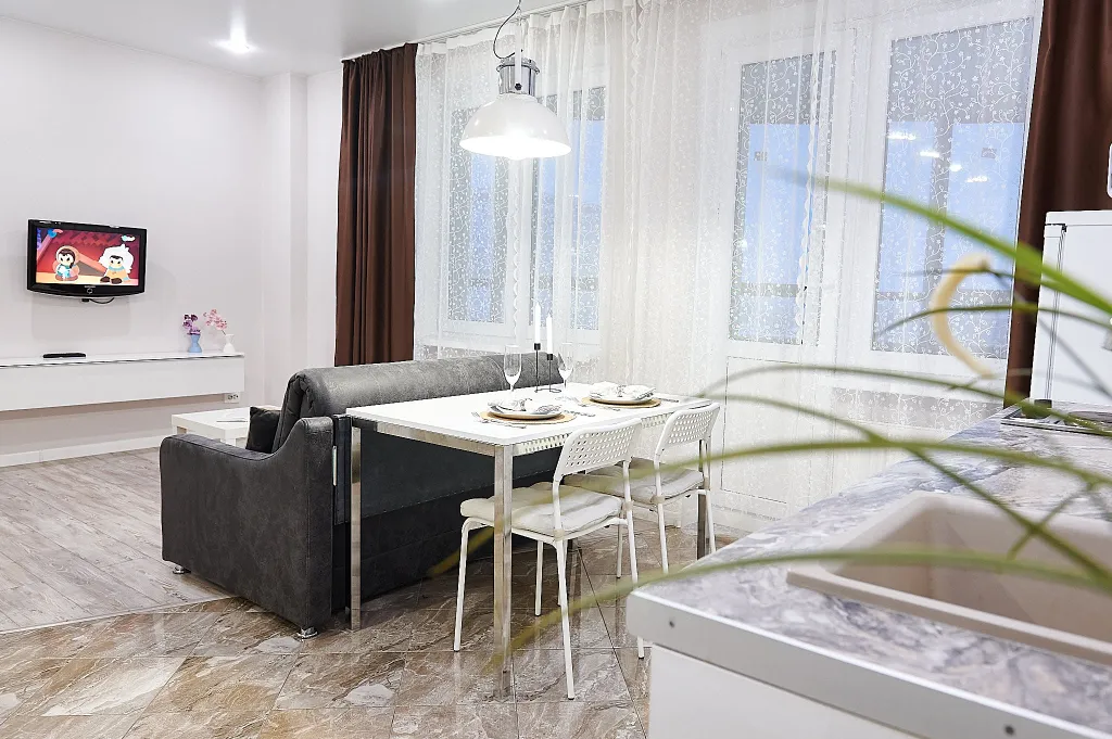 Светлые апартаменты в ЖК бизнес-класса Алые Паруса в центре