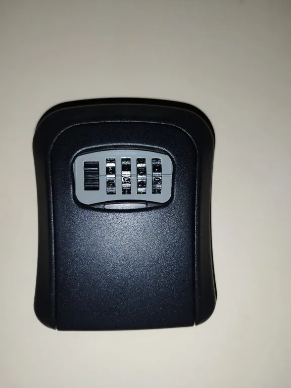 Апартаменты авроратзакрытая парковка, новый ремонт