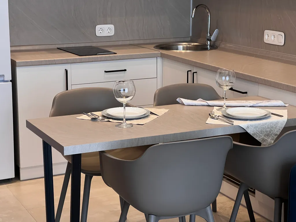 Апартаменты двухкомнатные в пяти минутах ходьбы от моря