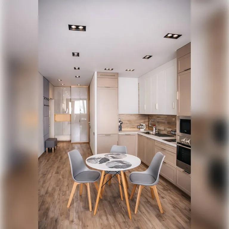 Современная студия с высоким уровнем комфорта