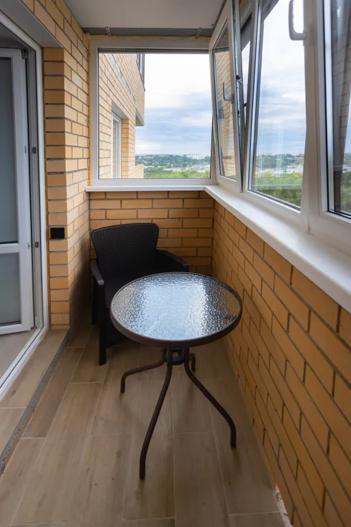 Сканди-шик с сауной и панорамным видом в центре