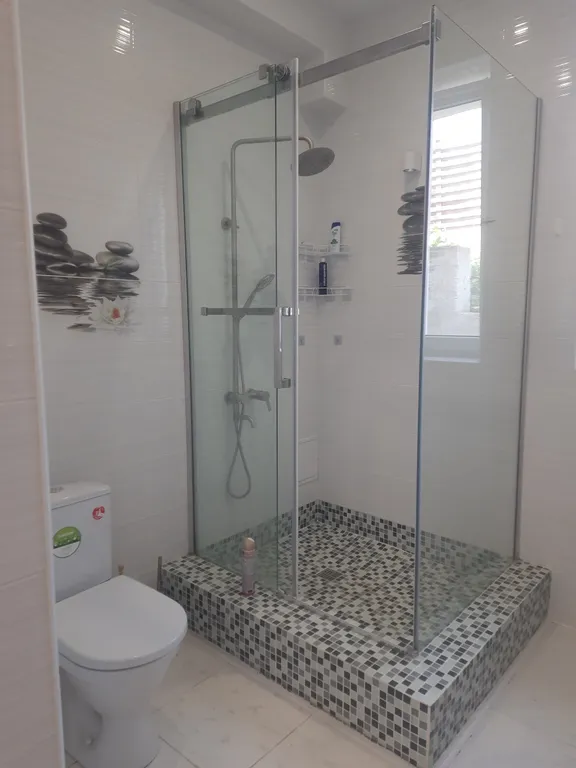 Первый этаж в центре инфраструктуры в Севастополе