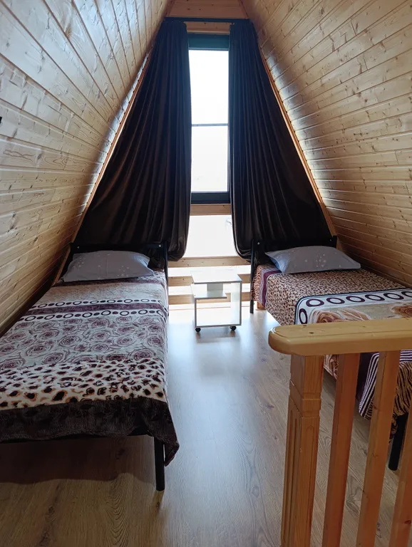 Домик на побережье Каспия