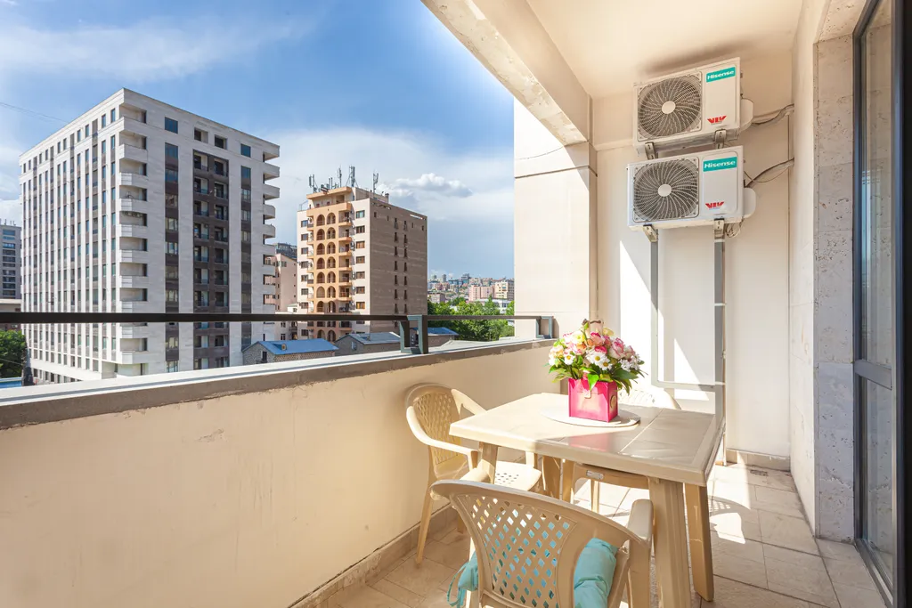 Квартира в центре с красивым видом с балкона