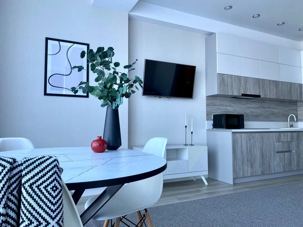 Евро-двухкомнатные апартаменты в ЖК Ришелье Шато с бассейном