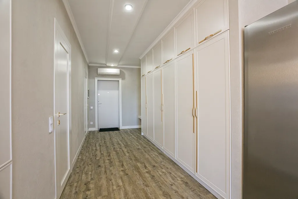 4-комнатная Квартира