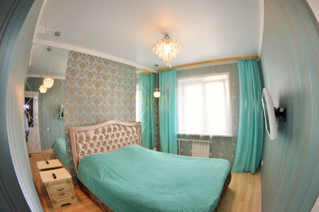 Евротрешка в Центре с видом на Золотые Ворота