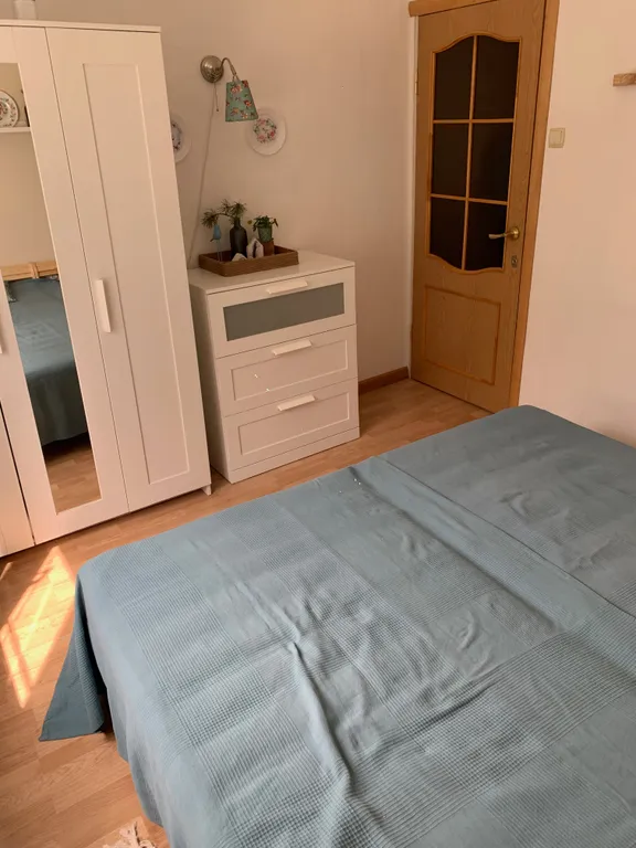 Солнечная квартирка с видом на горы