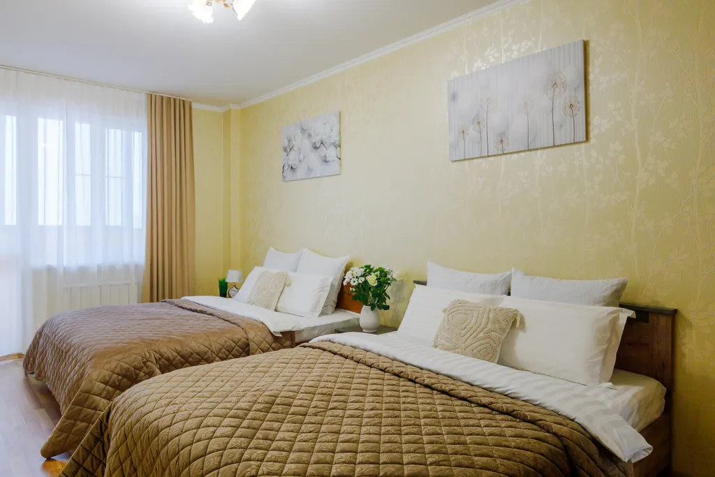 Квартира Современная двухкомнатная квартира с видом на Волгу 110 м — Самара