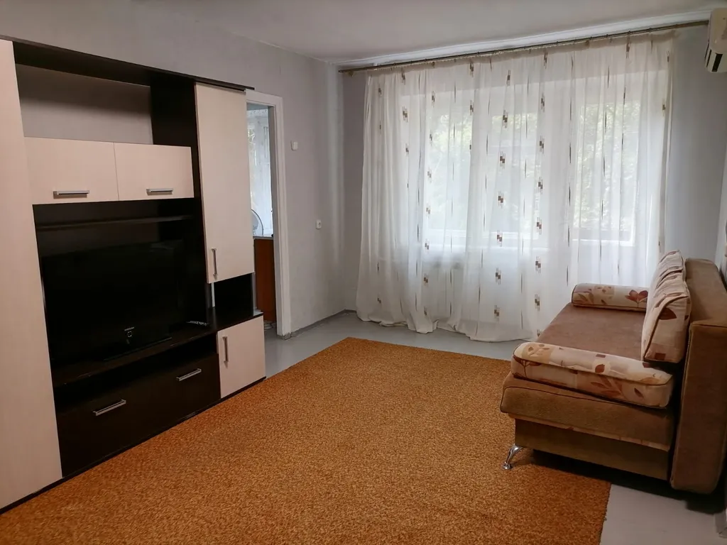 Уютная квартира в тихом районе