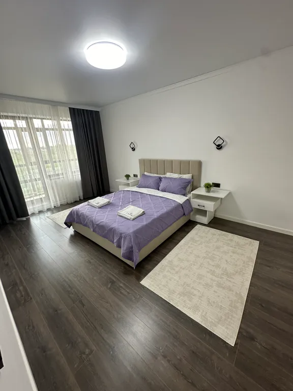 Апартаменты на Академической №79