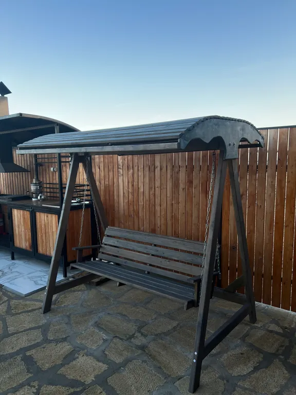 Дом на первой береговой линии