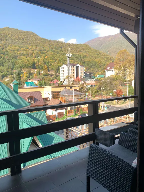 Квартира Двухуровневая видовая квартира в центре — Красная Поляна