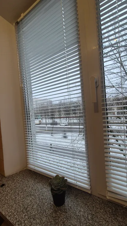 Уютная двушка с отдельными спальнями, недалеко от центра