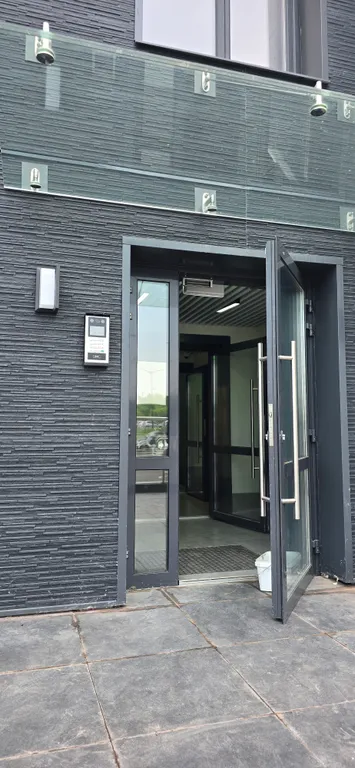 Квартира Новая и светлая двухкомнатная квартира — Хабаровск