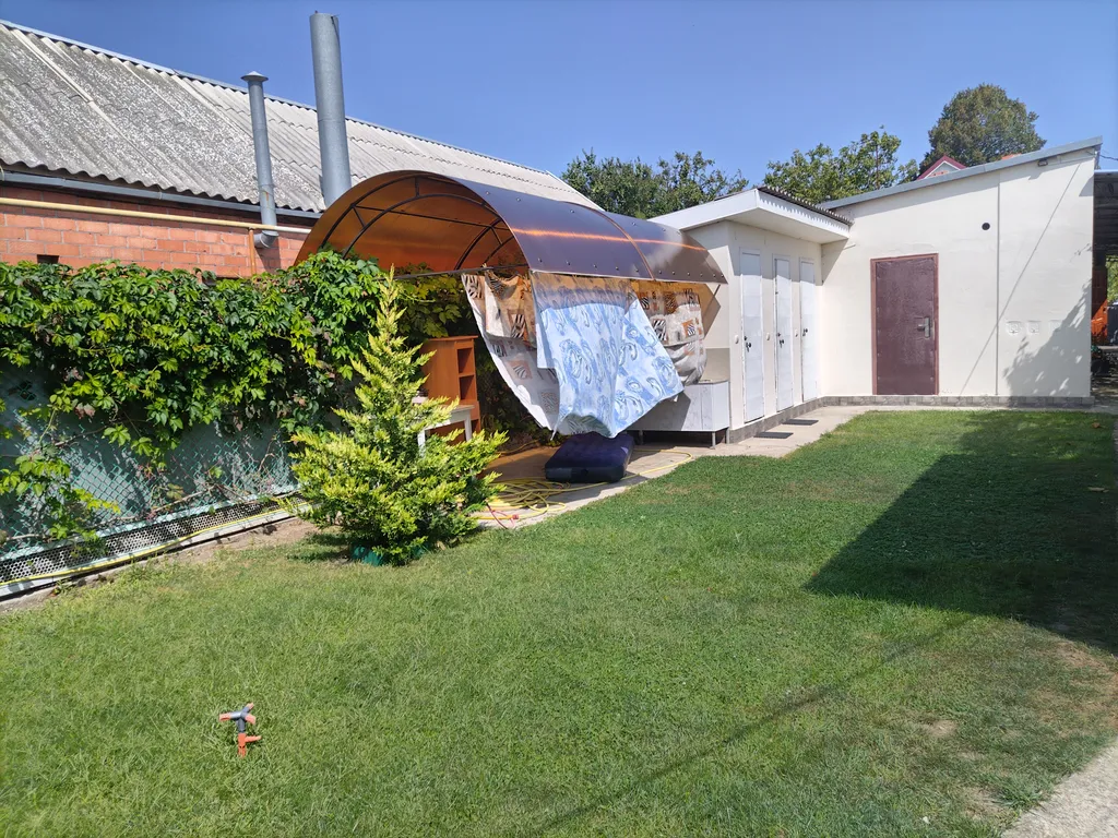 Уютные номера с удобствами рядом с морем