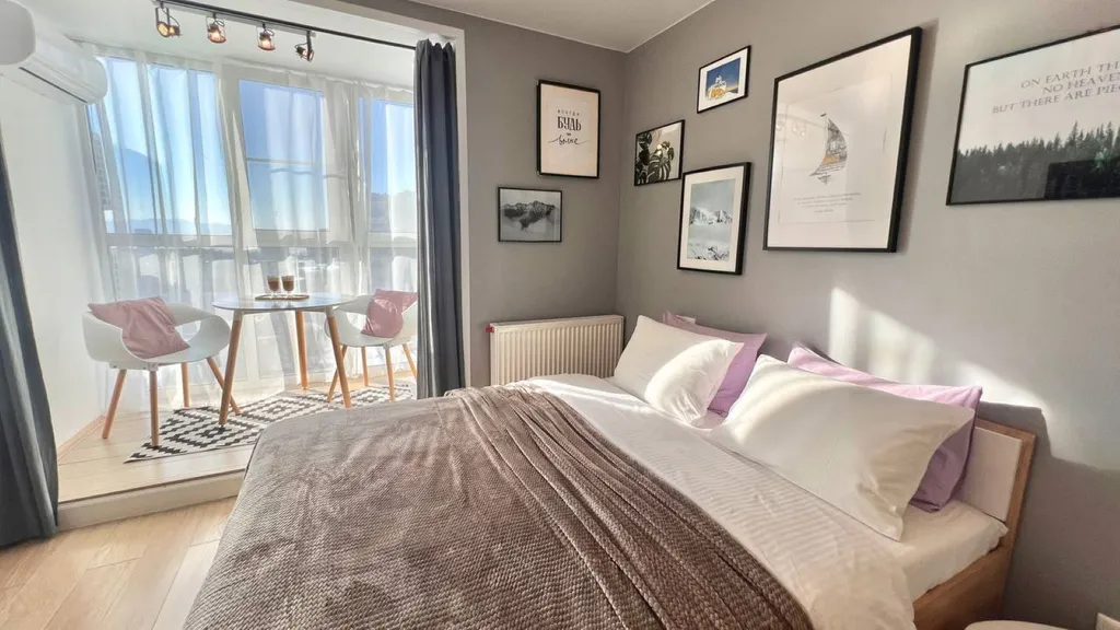 Красивая студия в центре до 4 человек