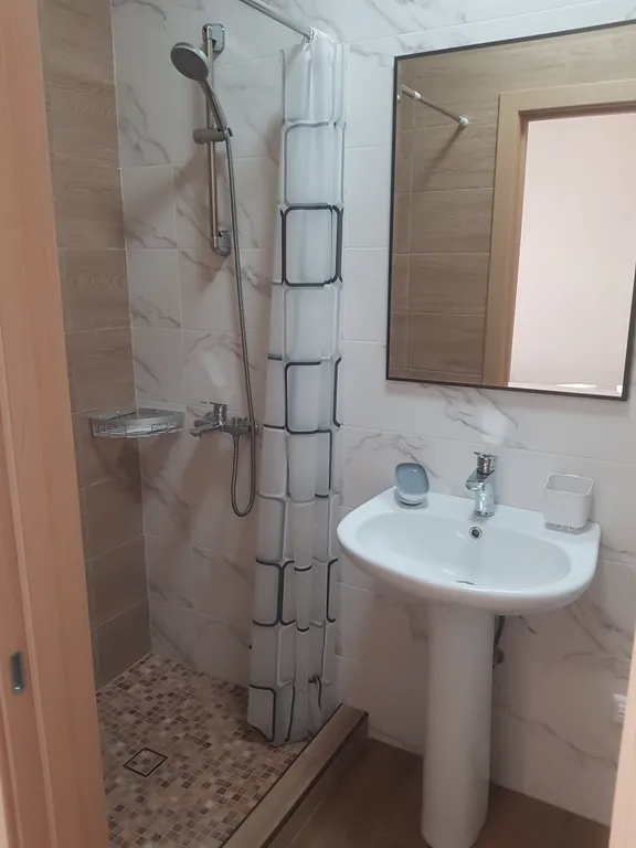 Номер семейный с боковой панорамой в первой линии азовского побережья