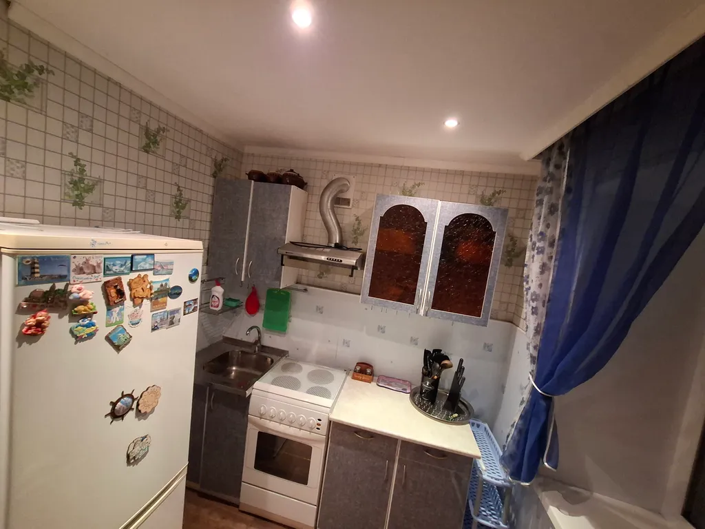 Уютная 2 к.к в центре рядом с магазином