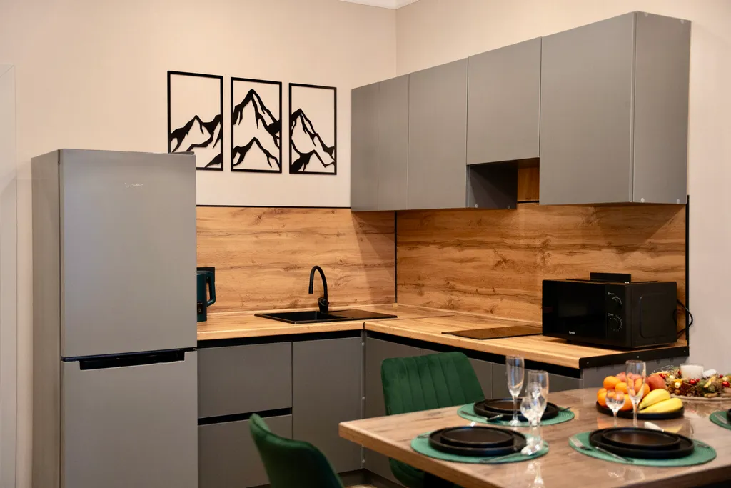 Уютные апартаменты у озера с видом на горы