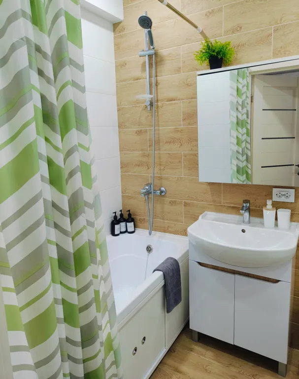 Уютный апартамент в новостройке с двумя кроватями