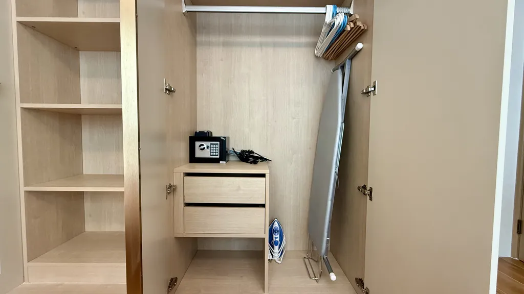 Чудесная квартира около пляжа Камала с бассейном, спортзалом и шатлом