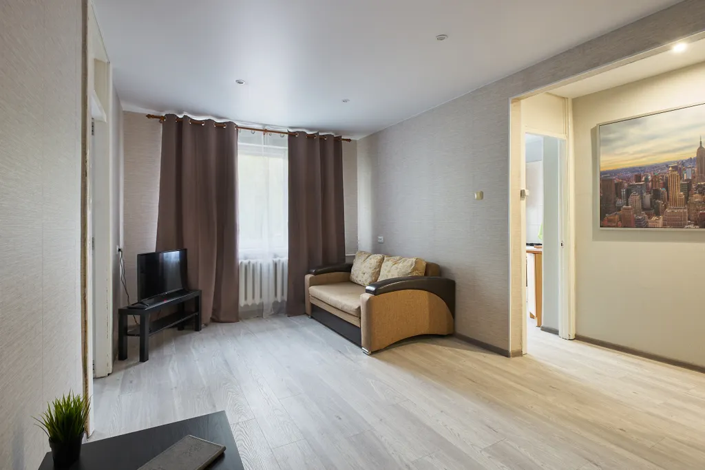 Светлая двушка в тихом центре