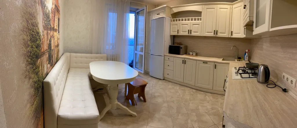 Просторная и уютнaя квартира