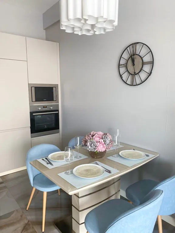 Очень уютная 2-комнатная квартира с видом на море