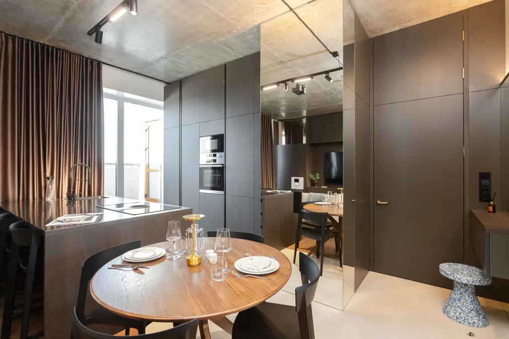 Квартира на первой береговой линии с видом на море в стиле лофт